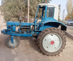 t28 traktor xolati yaxshi yurib turgan